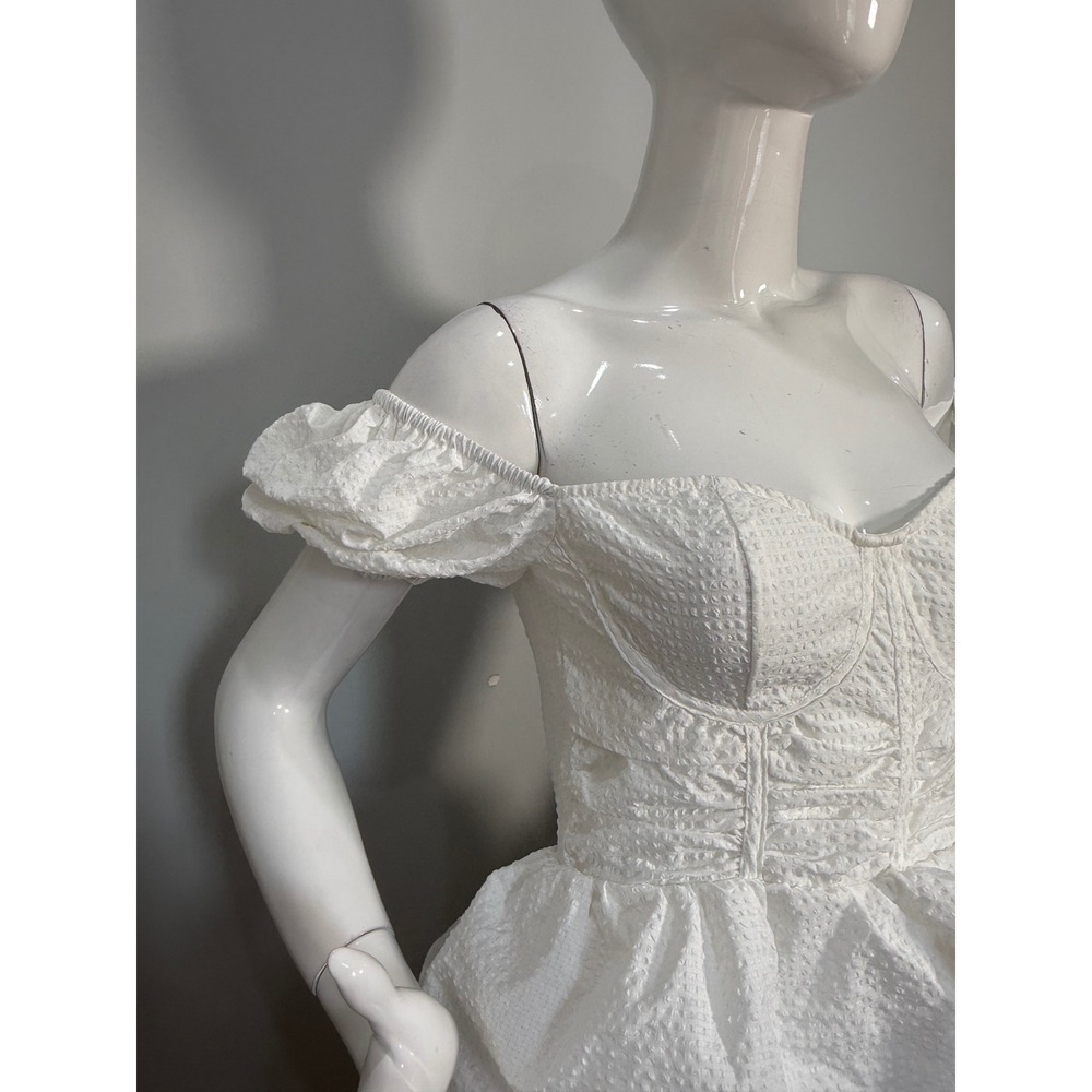 Prettylittlething White Off Shoulder Tiered Mini Dress Structured Bust Peplum 6 - Picture 6 of 10